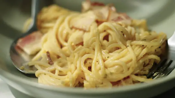 Classic Pasta Carbonara